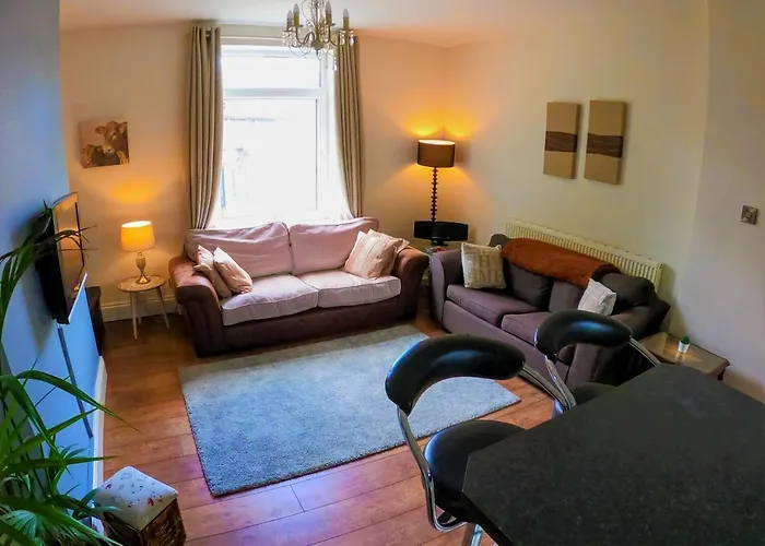 Bronte Cinema Cottage At Haworth